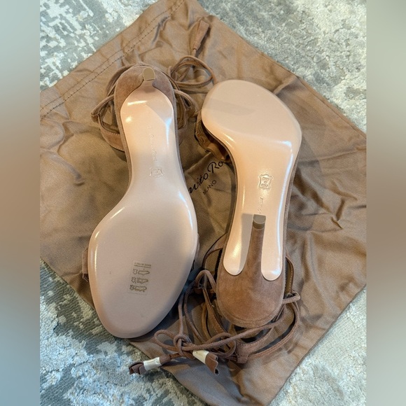 Gianvito Rossi Flora 85 Ruffled Suede Sandals size 38